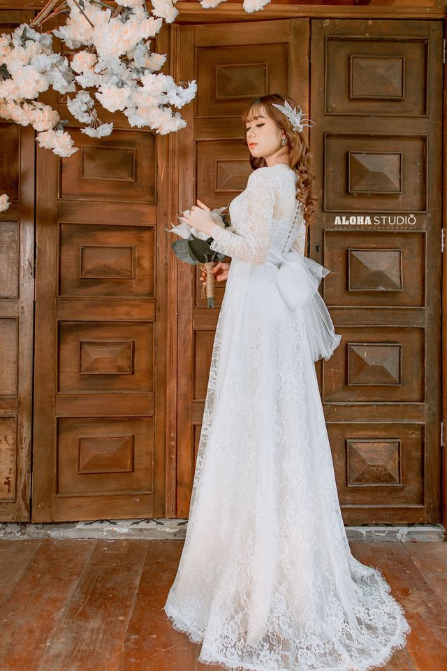 Vẻ đẹp cổ điển và sang trọng của váy cưới vintage xu hướng năm 2023  CALLA  BRIDAL